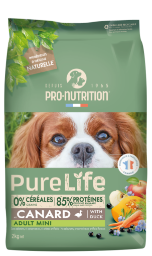 Pure Life Dog Adult Mini Duck 2 kg - Пълноценна храна за кучета от мини и дребни породи с патица, без зърнени култури, без глутен, с 85% животински протеин. Подходяща и за чувствителни кучета. Произведена във Франция.